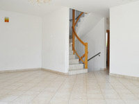 Gland -             Reihen-Mittelhaus 6.5 Zimmer