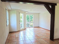 Bien immobilier - Binningen - Rez-jardin 4.5 pi&egrave;ces