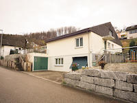 Lausen -             Villa 5.5 Zimmer
