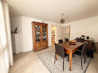 Gingins -             Einfamilienhaus 9.5 Zimmer