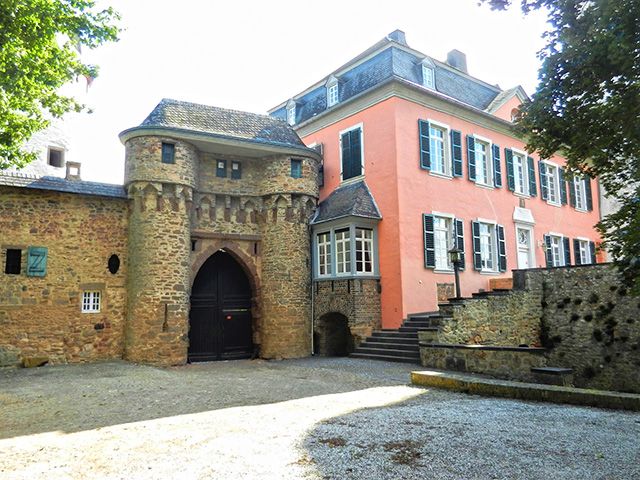 Mechernich 53894 Euskirchen - Château X pièces - TissoT Immobilier