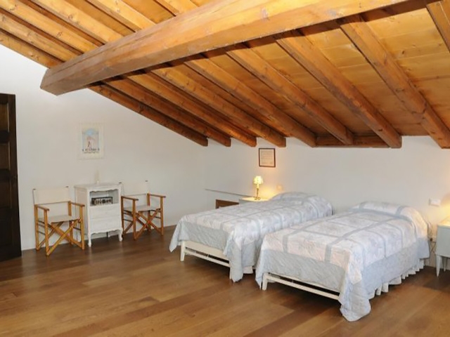 real estate - Mantova - House 11.5 rooms