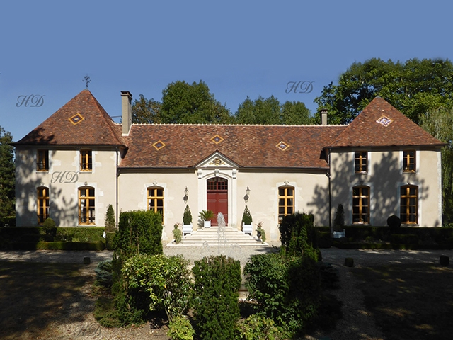 real estate - Chablis - Château 7.5 rooms
