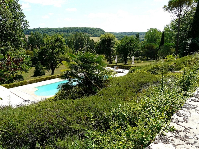 Castelnau-Montratier  46170 LANGUEDOC-ROUSSILLON-MIDI-PYRENEES - Château 16.0 комната - ТиссоТ Недвижимость