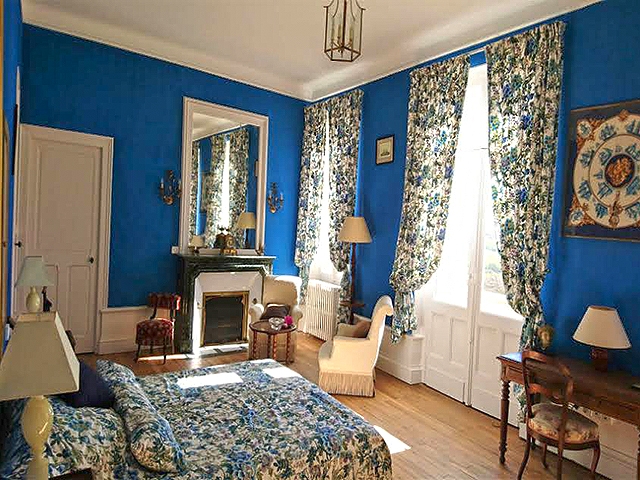 real estate - Ruffec - Château 52.0 rooms