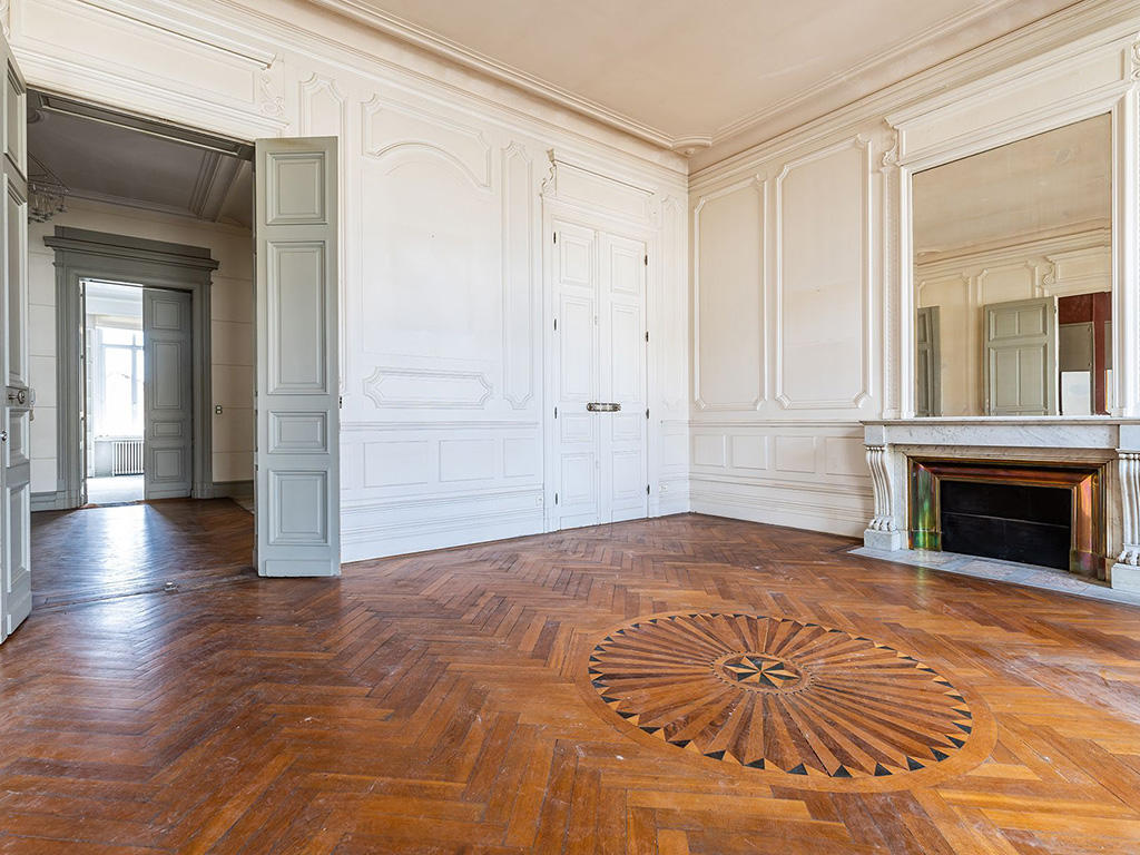 Bordeaux TissoT Realestate : Immeuble  rooms