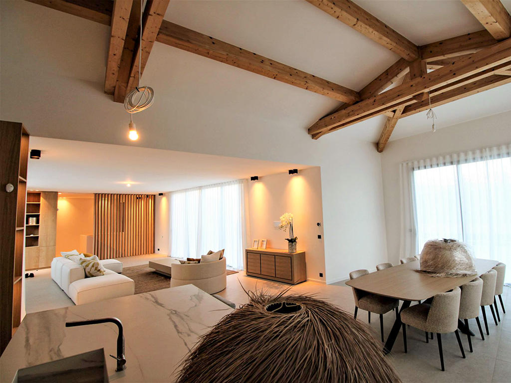 Sainte-Maxime 83120 PROVENCE-ALPES-COTE D'AZUR - Villa 7.5 rooms - TissoT Immobiliare