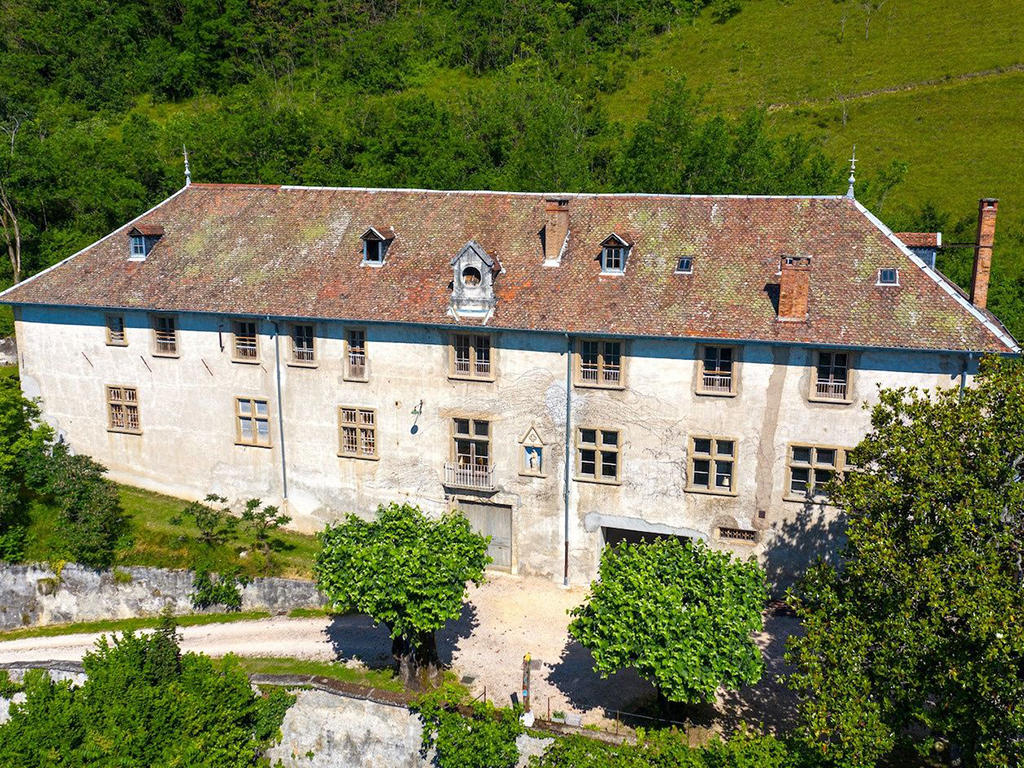 real estate - Vourey - Château 4.0 rooms