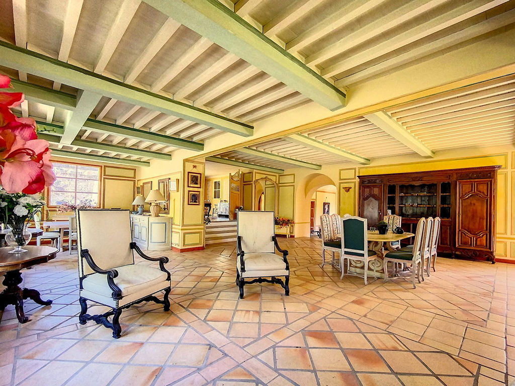 Sommières 30250 LANGUEDOC-ROUSSILLON-MIDI-PYRENEES - House 15.0 rooms - TissoT Realestate
