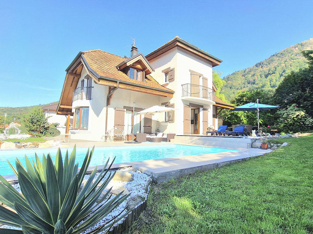 Cervens - Villa - Immobilienverkauf - Frankreich