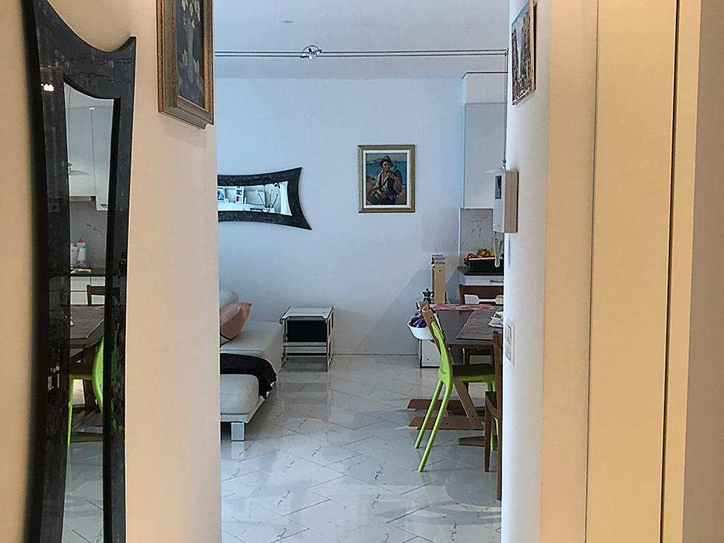 Lugano - Appartement 3.5 КОМНАТ