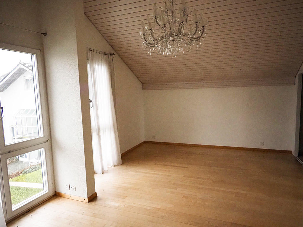 Собственность - Binningen - Двух уровневая квартира 3.5 комната