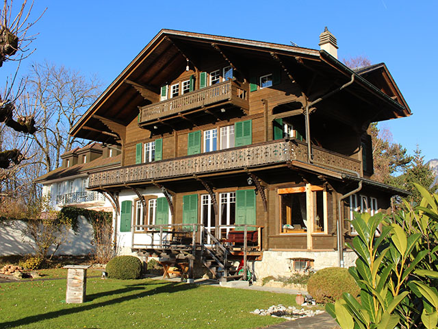 Broc - Chalet 9.0 Zimmer - Alpine Real Estate Immobilien Alpen Berge TissoT