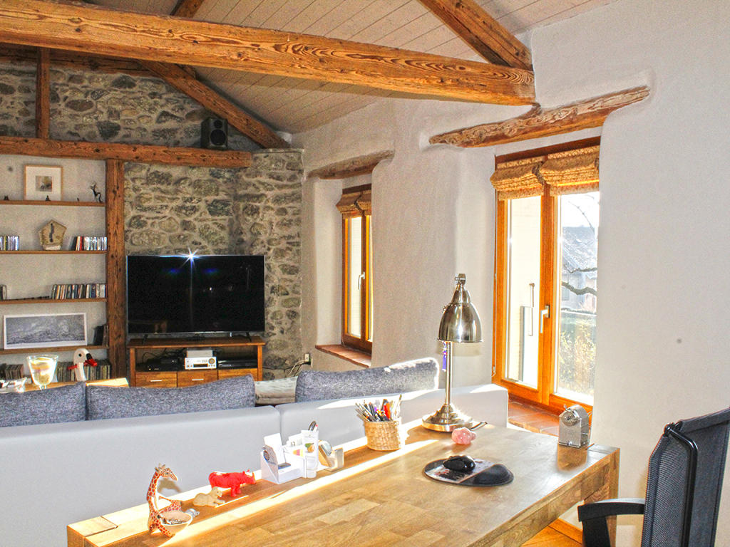 real estate - St-Livres - House in village 4.5 rooms