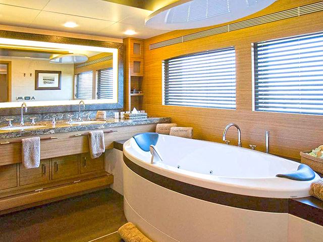 Yacht Tamsen Yachts Namaste 8 TissoT Yachts Switzerland