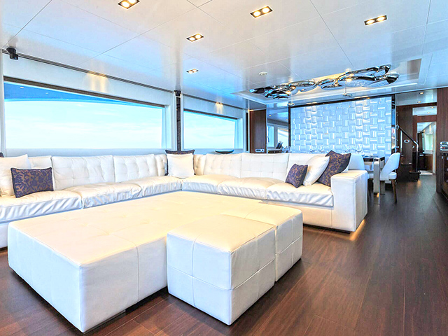 Yacht Horizon Majesty 125 Tissot Jachten International