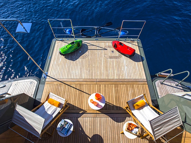 Yacht Sanlorenzo 460 EXP TissoT Yachts Switzerland