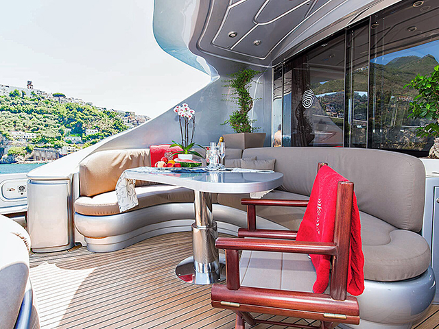 Yacht Pershing 88 TissoT Yachts Suisse