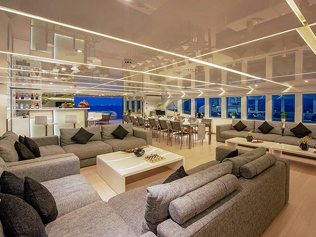Yacht Tropical Adventures Maldives PVT 38 TissoT Yachts Switzerland