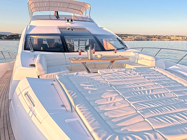 Yacht Sunseeker 24 TissoT Yachts Switzerland