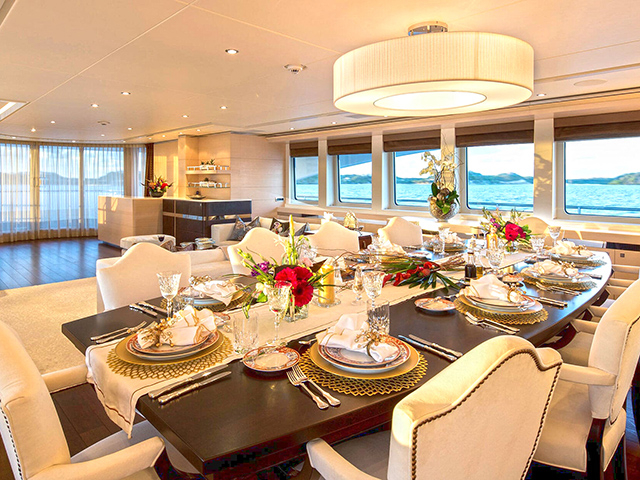 Yacht Heesen 4400 TissoT Yachts Switzerland