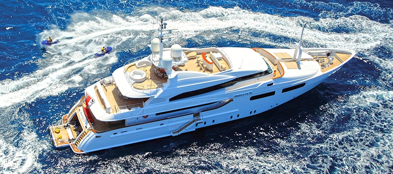 Acheter Superyacht Magnifica 43 CRN TissoT Yachts Switzerland