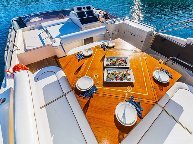 Yacht Cayman Yachts Custom TissoT Yachts Switzerland