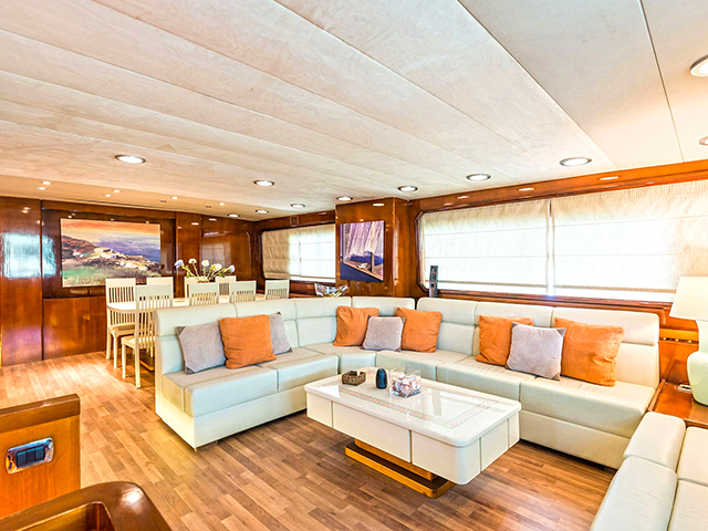 Yacht Cantieri di Pisa Akhir 27 TissoT Yachts Switzerland