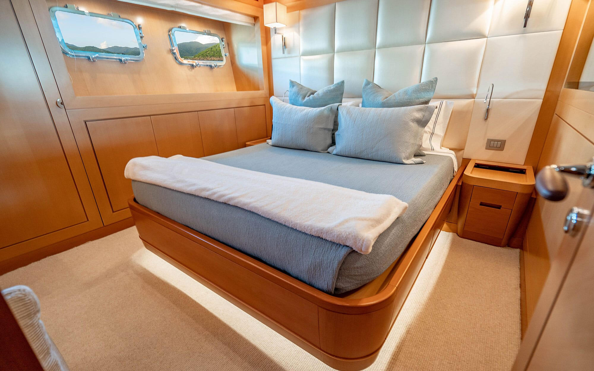 Yacht Sanlorenzo 37 TissoT Yachts Switzerland