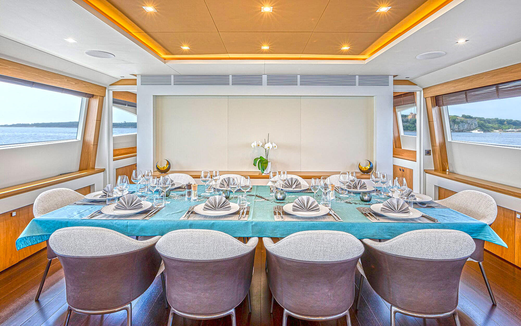 Yacht Couach 3700 Fly 7 TissoT Yachts Switzerland