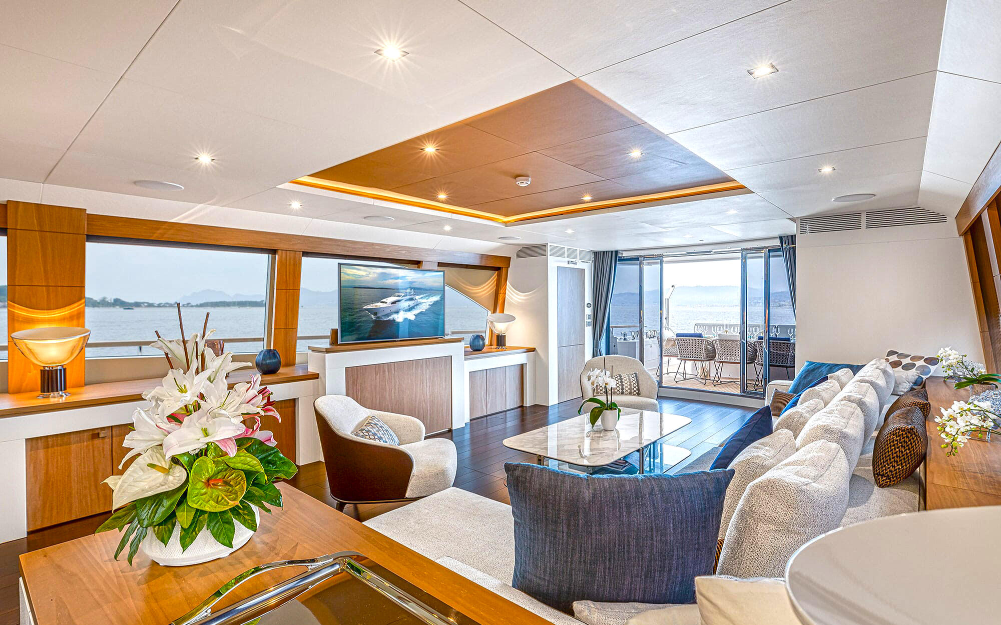 Yacht Couach 3700 Fly 7 TissoT Yachts Switzerland