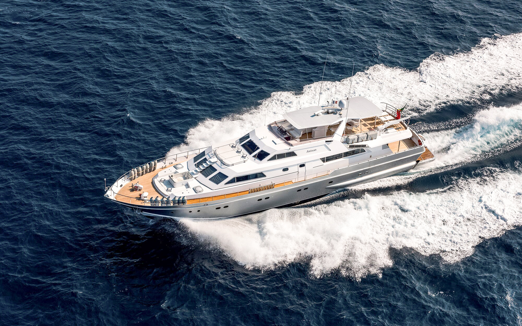 Yacht Alalunga 33 TissoT Yachts Switzerland