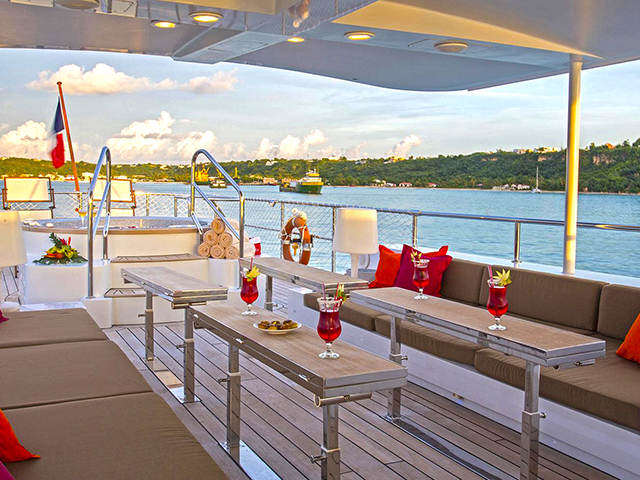 Yacht OCEA SA Commuter 108 TissoT Yachts Switzerland