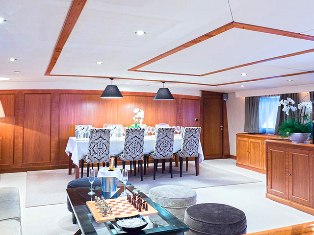 Yacht SNCB Custom TissoT Yachts Switzerland