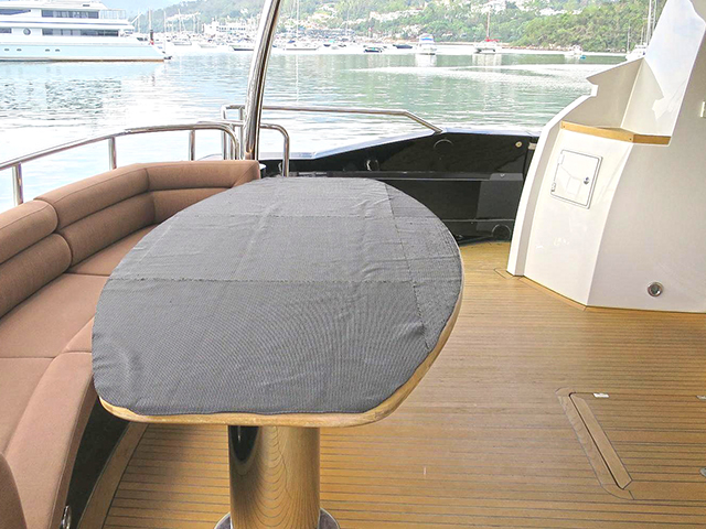 Yacht Sunseeker Sunseeker 90 TissoT Yachts Suisse