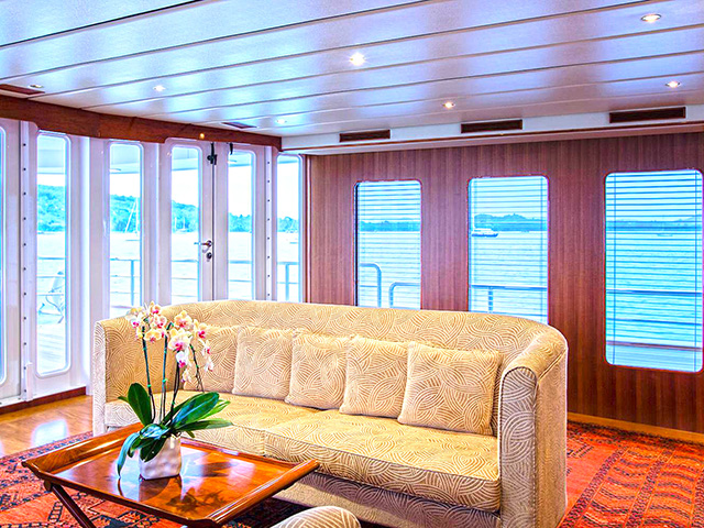 Yacht Narasaki Zosen Northern Sun TissoT Yachts Switzerland
