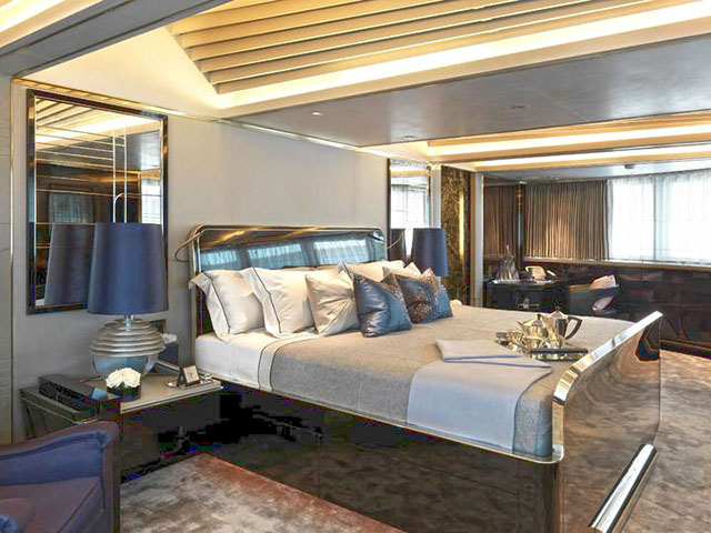 Yacht Viareggio Superyachts Sealyon Tissot Jachten International
