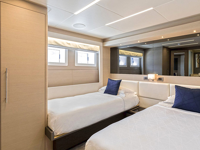 Yacht Gulf Craft Nomad 95 SUV TissoT Yachts Switzerland