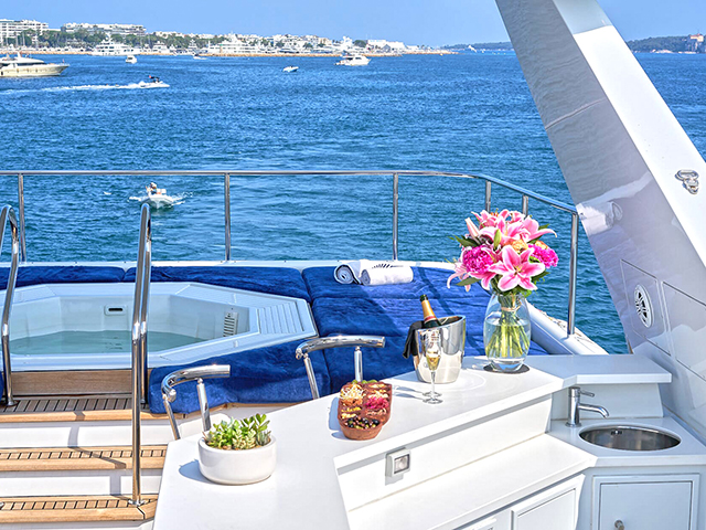Yacht Moonen 120 TissoT Yachts Switzerland