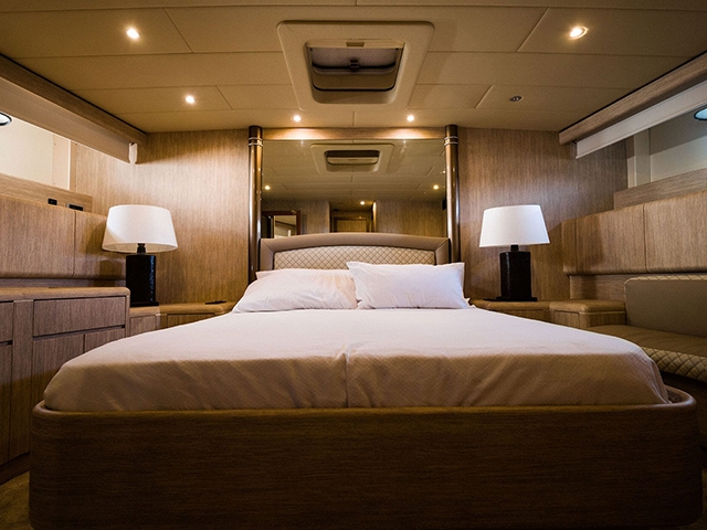 Yacht Overmarine Mangusta 80 TissoT Yachts Switzerland