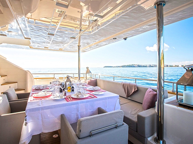 Yacht Custom Line 100 TissoT Yachts Switzerland
