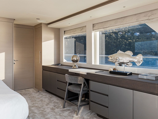 Yacht Gulf Craft Nomad 95 SUV TissoT Yachts Switzerland