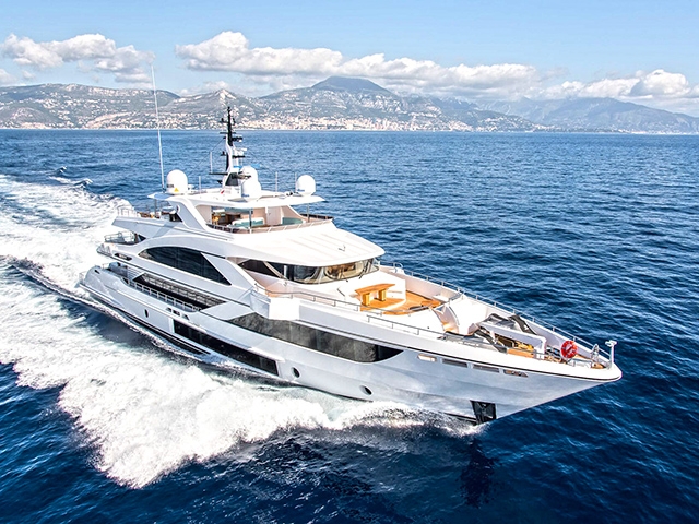 Yacht Gulf Craft Majesty 140 /4 TissoT Yachts Switzerland