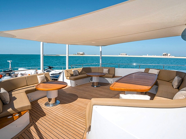 Yacht Gulf Craft Majesty 140 /4 TissoT Yachts Switzerland
