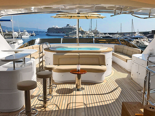 Yacht Benetti Classic 120 TissoT Yachts Switzerland