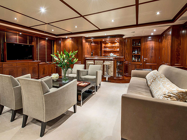 Yacht Benetti Classic 120 TissoT Yachts Switzerland