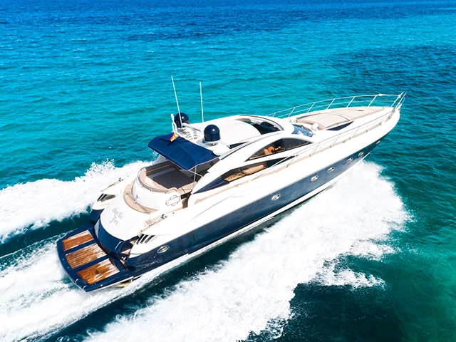 Yacht Sunseeker Predator 68 TissoT Yachts Switzerland