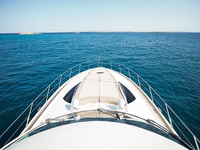 Yacht Sunseeker Predator 68 TissoT Yachts Switzerland