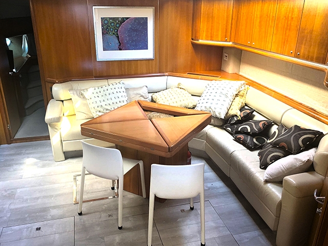 Yacht Sunseeker Predator 68 TissoT Yachts Switzerland