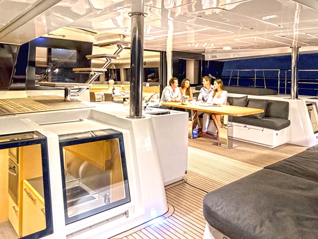 Yacht Lagoon 63 TissoT Yachts Switzerland